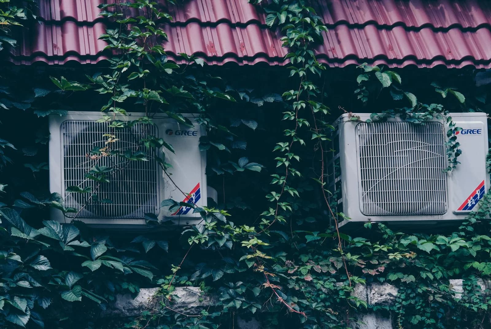 Ductless Mini Splits and Indoor Air Quality: What They Fix and What They Don't
